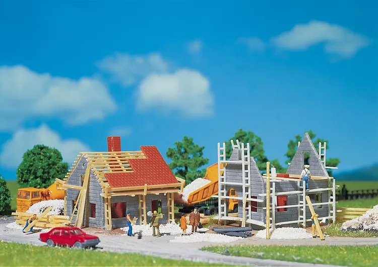 2 Houses under construction