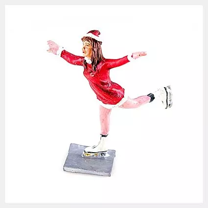 AristoCraft 60051 Female Skater w/Santa Suite