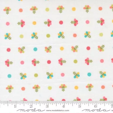 Moda - In The Garden - Dotted Sprig, Off White