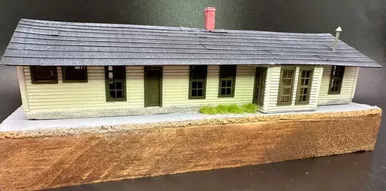 Mudd Creek Models 046HO - Zehners Depot - HO Scale Kit