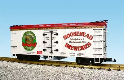 USA Trains R16142 Moosehead - White/Red