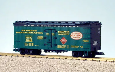 USA Trains R16282 NYC/REA - Green, Black