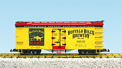 USA Trains R16472 Buffalo Bill's Beer Reefer - Yellow/Red