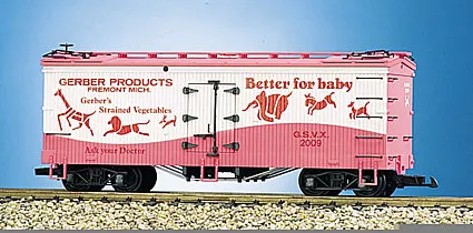 USA Trains R1654 Gerber Girl - Pink/White