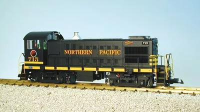 USA Trains R22562 Northern Pacific ALCO S4,Black/Yellow