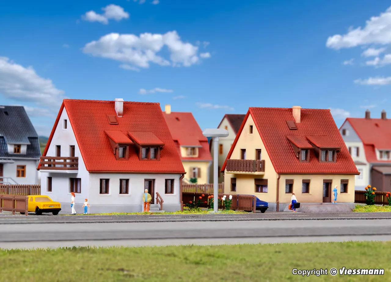 Z Settlement houses from the 1930's, 2 pcs.